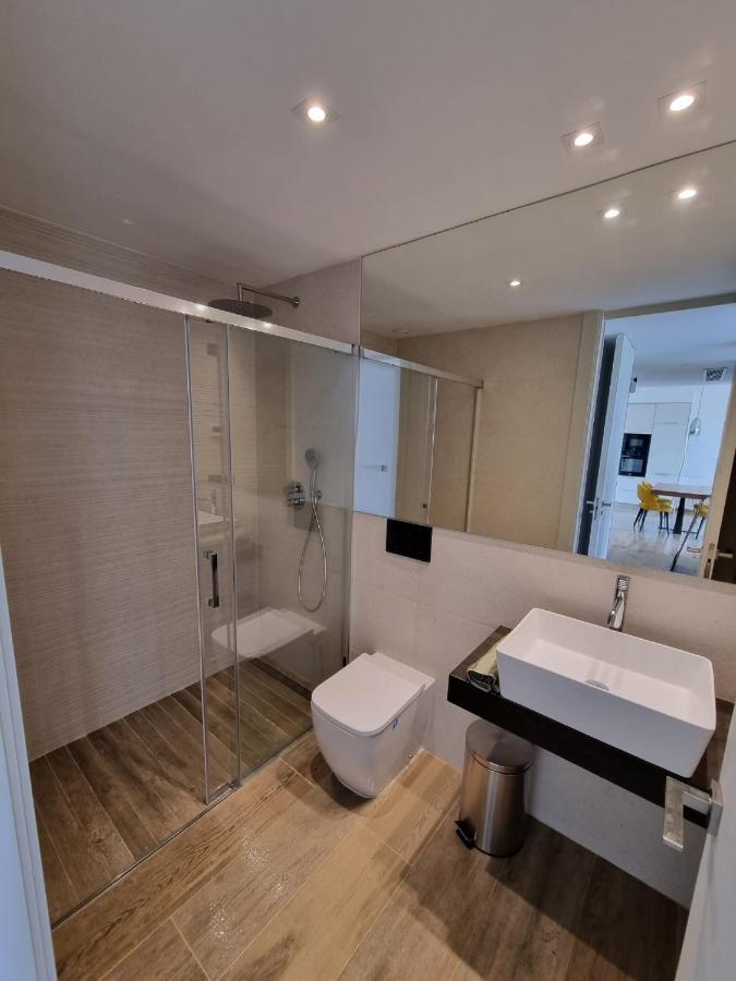 Nice 2 Bedroom Bali Apartment With Sea Views 또레비에하 외부 사진