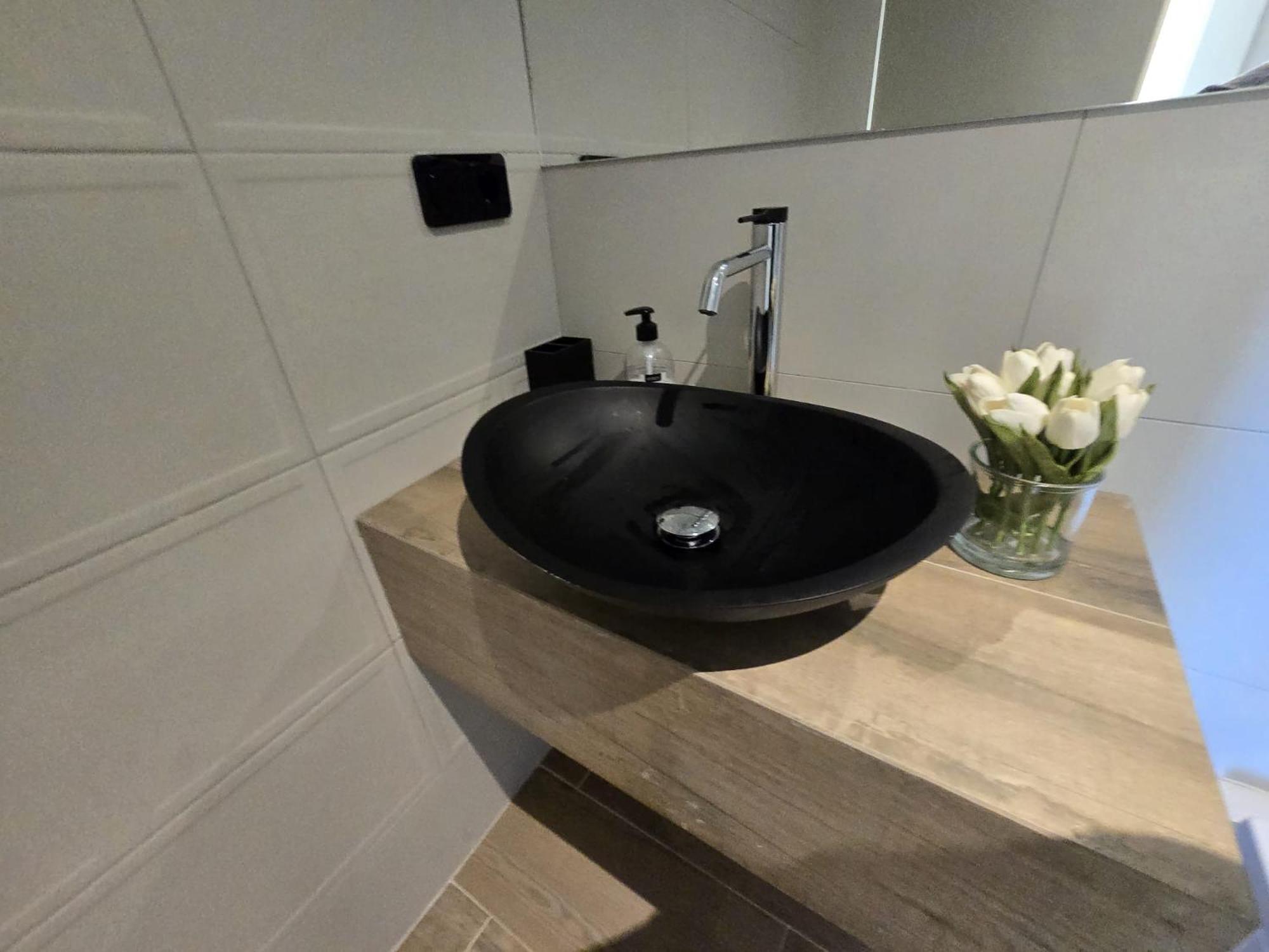 Nice 2 Bedroom Bali Apartment With Sea Views 또레비에하 외부 사진